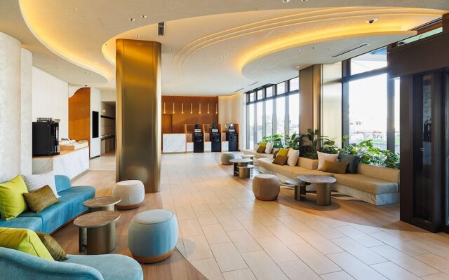 JR East Hotel Mets Premier Makuhari Toyosuna
