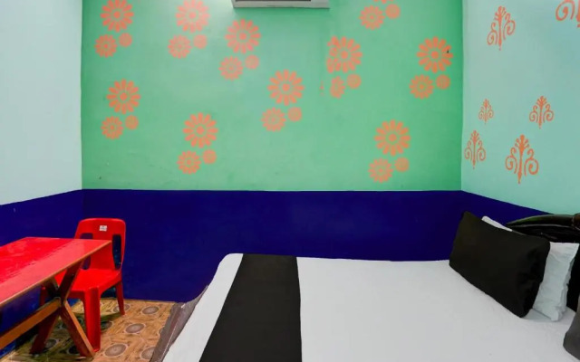 Oyo 86763 D R Hotel Restaurant