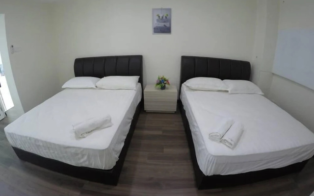Summertime Maritime Suite 2