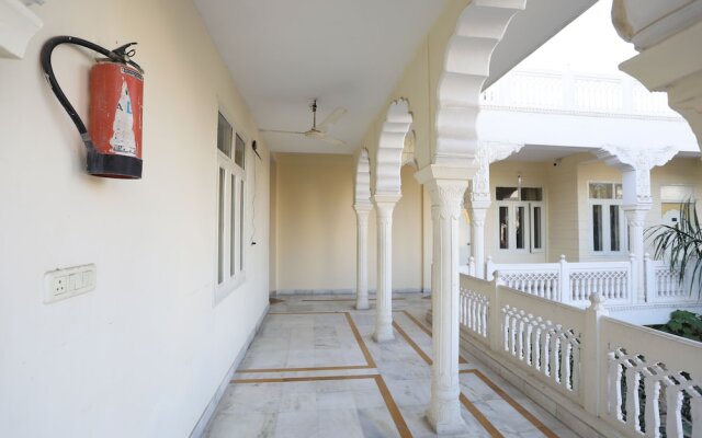 OYO 10283 Hotel Jaipur Darbar