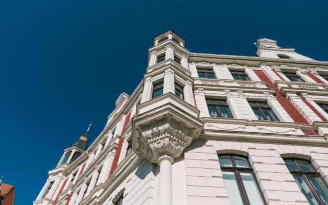 Menzels Pension Drehscheibe