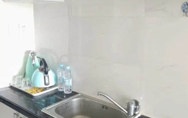 Shanghai Qili Cinema Apartment (Fengxian Development Zone)