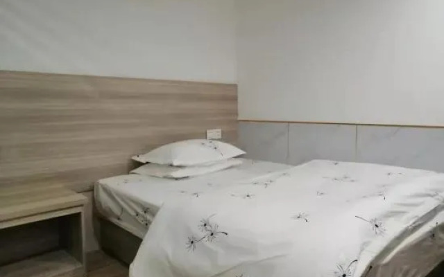 LianChen Hotel（Shenzhen North Railway Station）