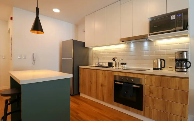 w Awesome 1BR w Great Deco in San Isidro