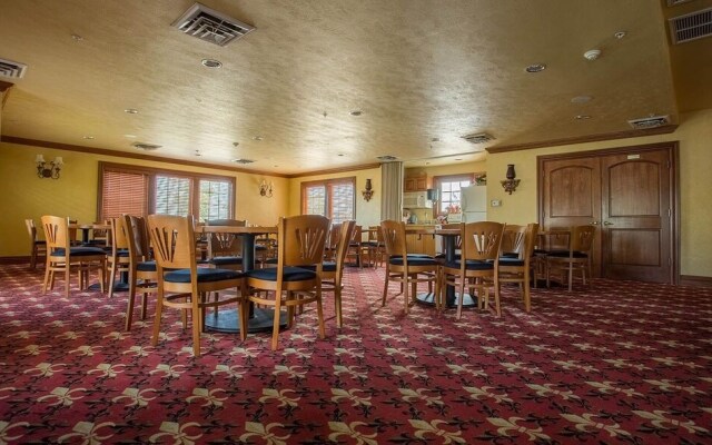 Perfectly On Pointe 3 Bedroom Condo by Redawning