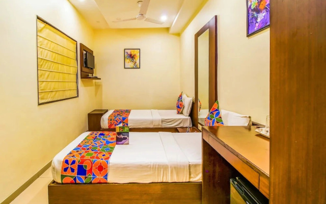 Treebo Trend Loharkar's Family Hotel