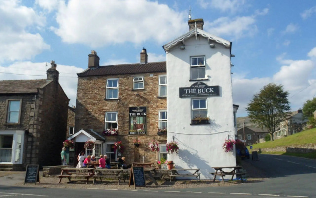 The Buck Hotel