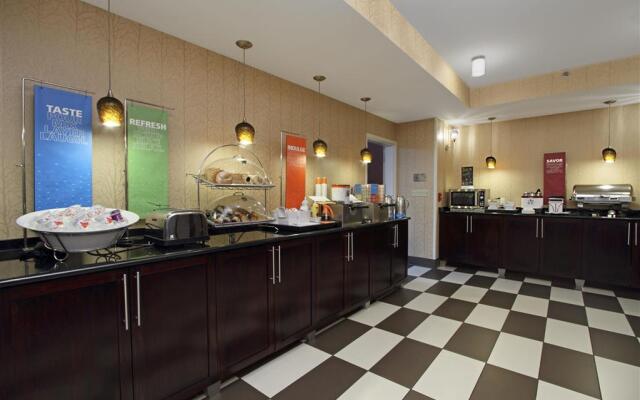 Hampton Inn Columbus - Airport