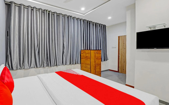 OYO Flagship 80625 Hotel King Land