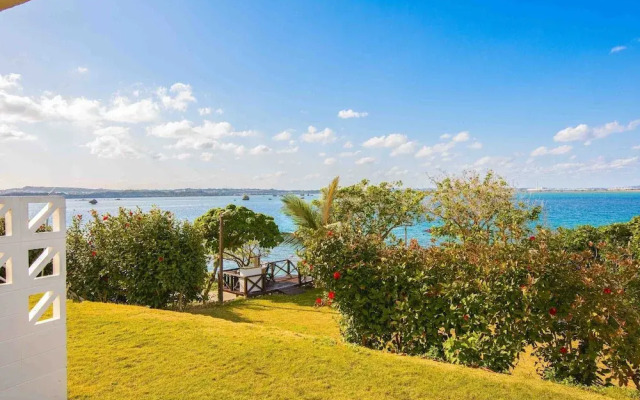 413 Hamahiga Hotel&cafe