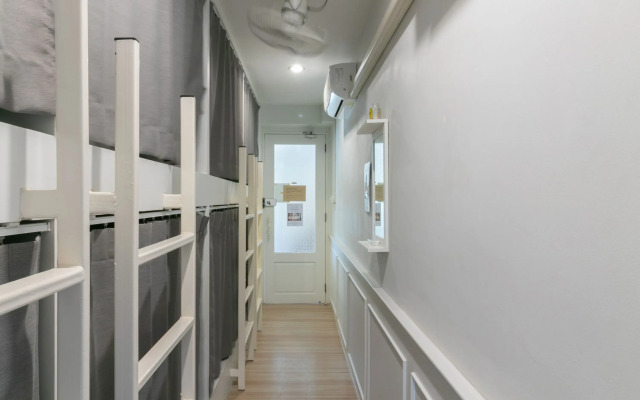 Ratana Boutique Hostel