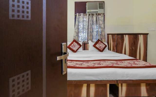 OYO 22322 Hotel Discovery Inn