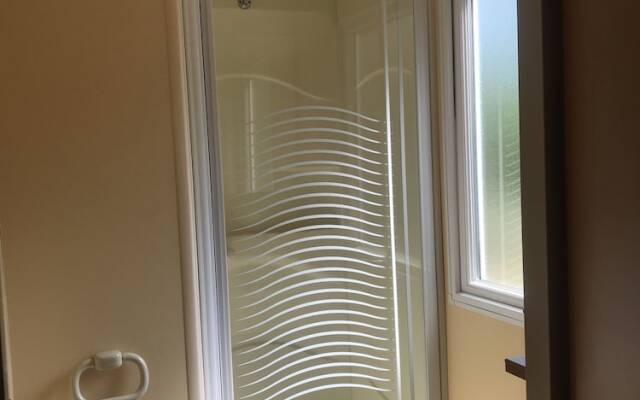 Camping Des Bastides Logements Insolites