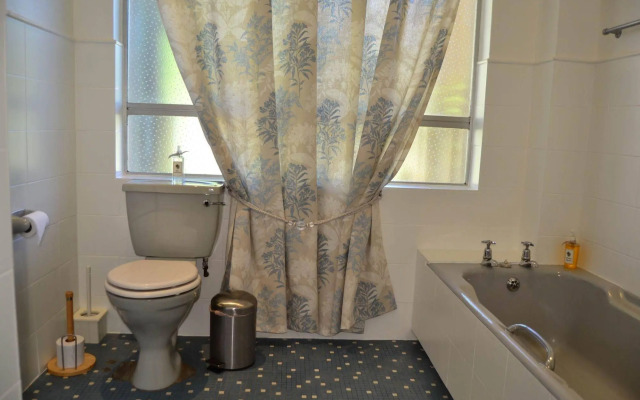 King's Highway Guest House