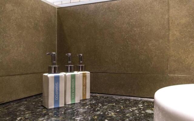 Fabulous Second Floor Apartment Dasiri Downtown Residence