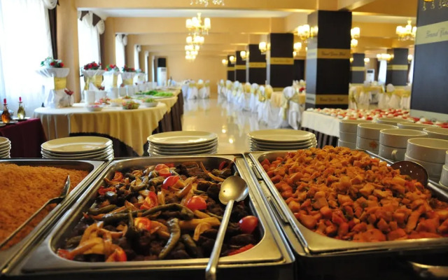 Grand Cinar Hotel