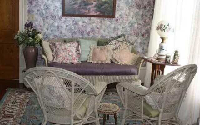 Angel Rose Bed & Breakfast