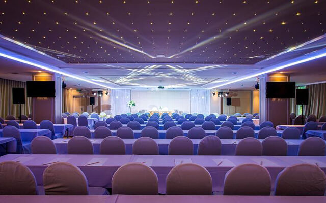 Crystal Hotel Hat Yai