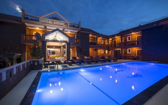 Royal Aykare Lodge