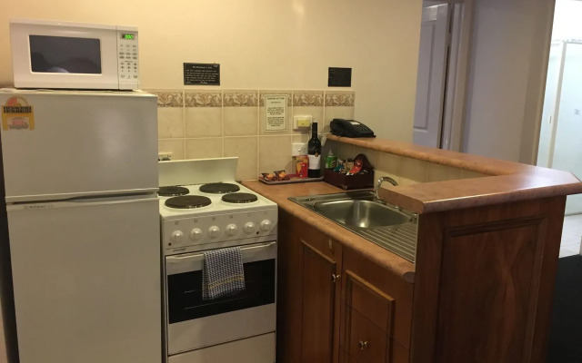 Best Western Ambassador Motor Inn & Apartments