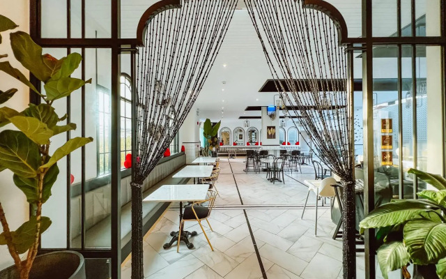 Ratri Hotel Phuket Old Town