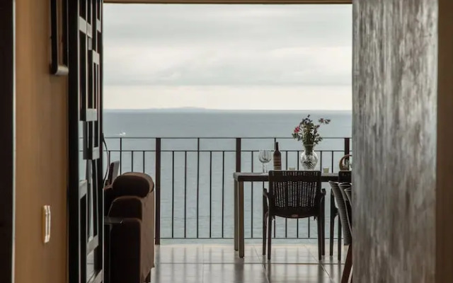 Gorgeous 15 Floor Grand Venetian