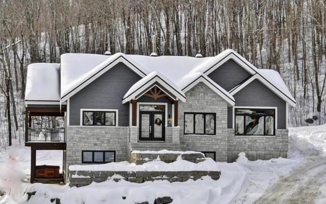 Chalet 06 Chemin Blanc by Les Chalets Alpins