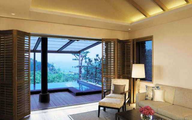 Lotte Hotel Jeju