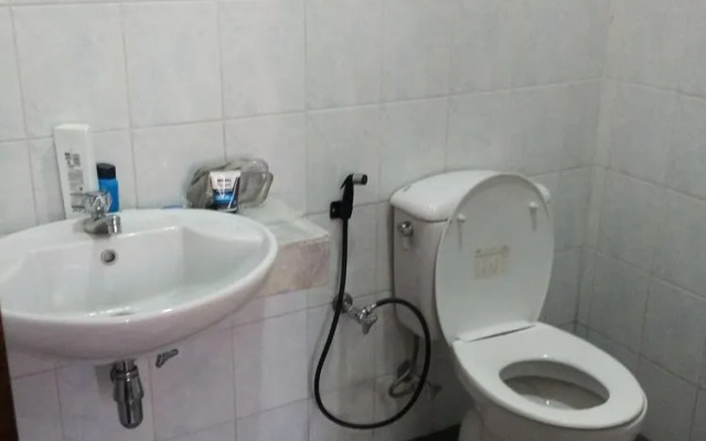 ZEN Rooms Basic Cipanas Km.78