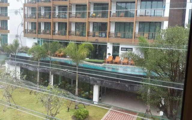 Patong Deli Hotel