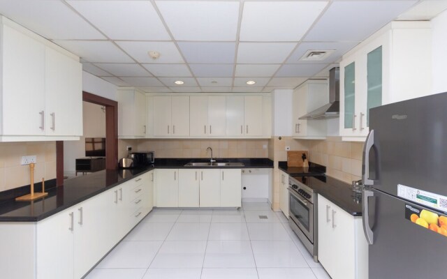 Incredible Stay at Spacious Jumeirah Beach Dubai