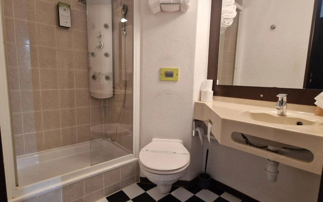 KYRIAD MONTLUCON - Saint Victor