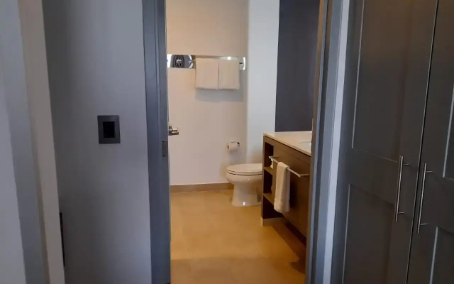 Residence Inn by Marriott Cancun Hotel Zone