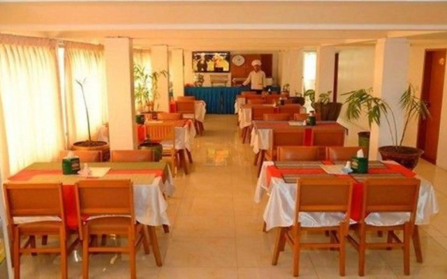 Lucky Hotel
