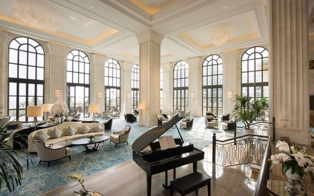 Crowne Resort Spa  Beach Resort Hainan