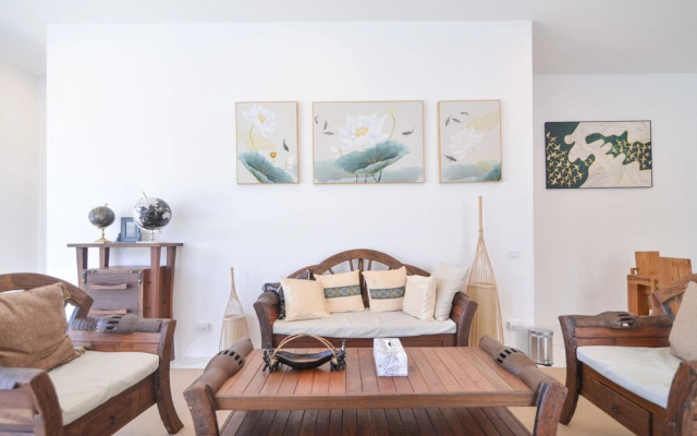 Villa with Shared Pool in Central Pattaya - Palmc17