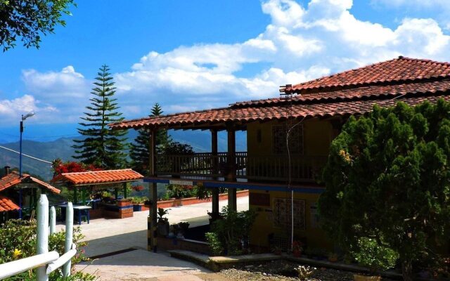 Castillo de Cascadas Finca Hotel