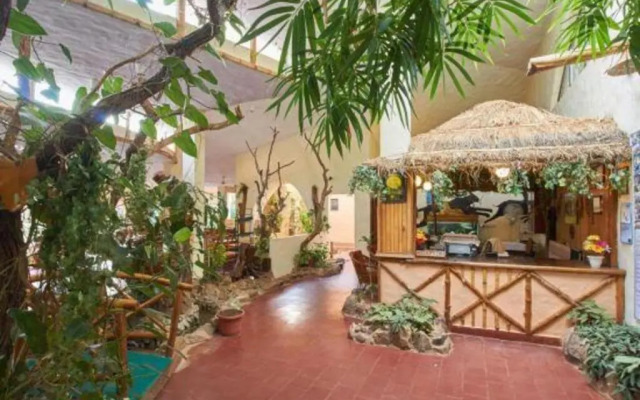 Country Club Wildlife Resort