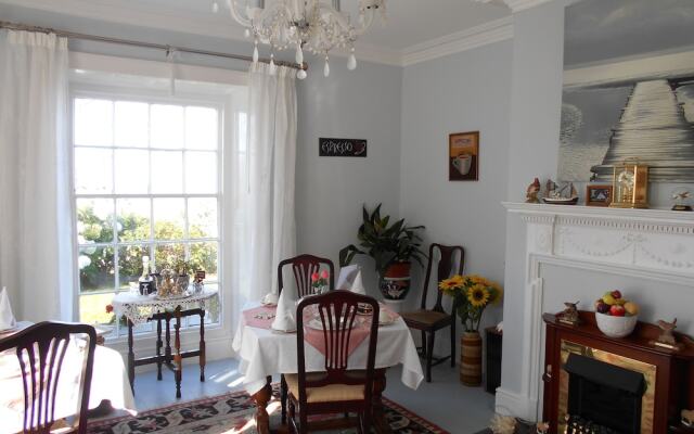 Hendre Clochydd Hall