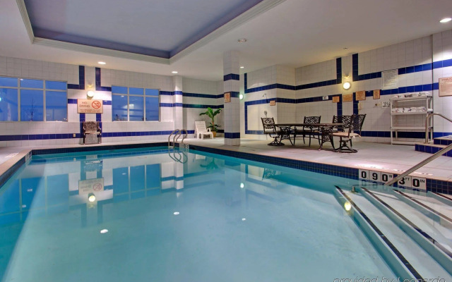 Holiday Inn Express & Suites Milton by IHG