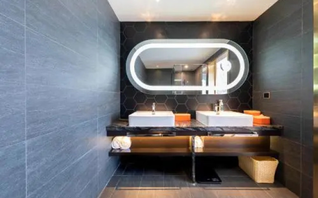 Atour X Hotel Shenzhen Longhua Dalang Commercial Center