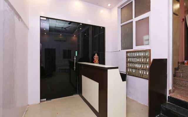 OYO Flagship 14774 Sector 14 Gurgaon