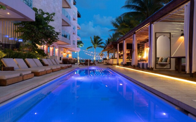 Thompson Playa Del Carmen Beach House