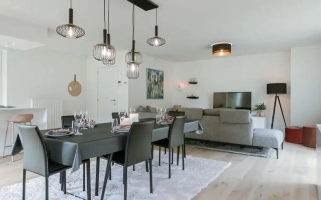 Modern 3 Bedroom Apartment in Blankenberge