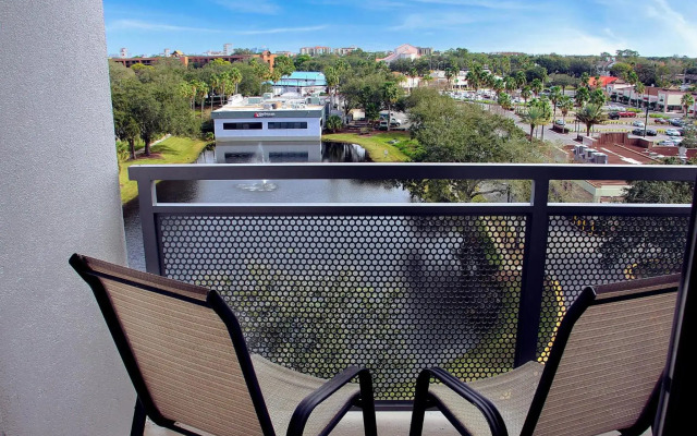 Crowne Plaza Orlando - Lake Buena Vista