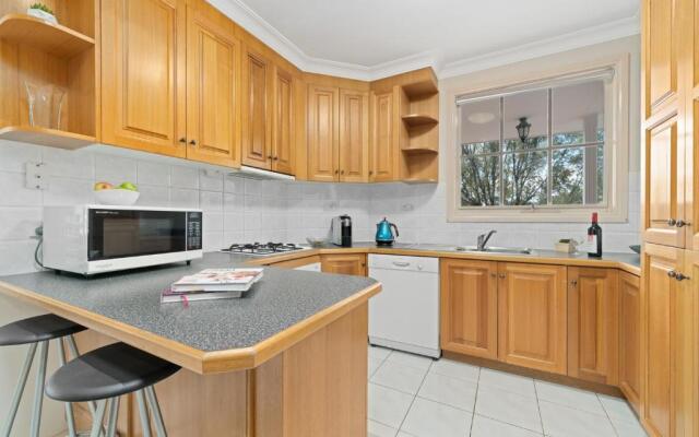 Park Avenue - IKON Glen Waverley