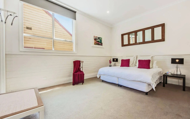 Tuck Inn Yarra Valley