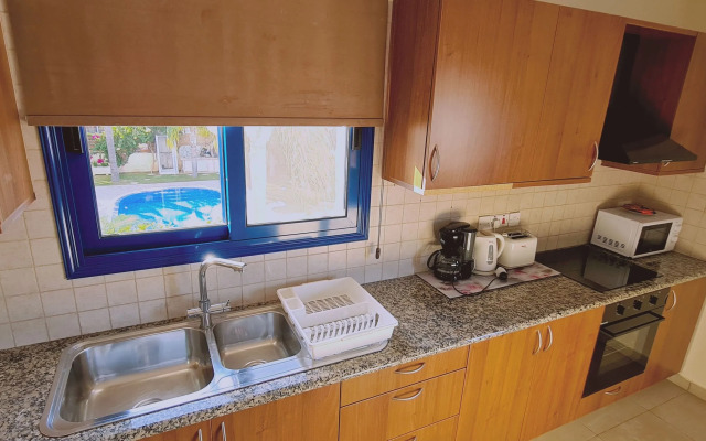 Trinity Apartment by STAY BnB