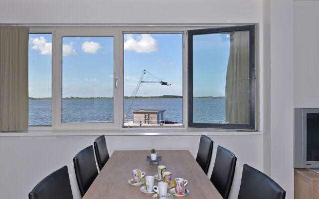 Waterfront Penthouse With Roof Terrace
