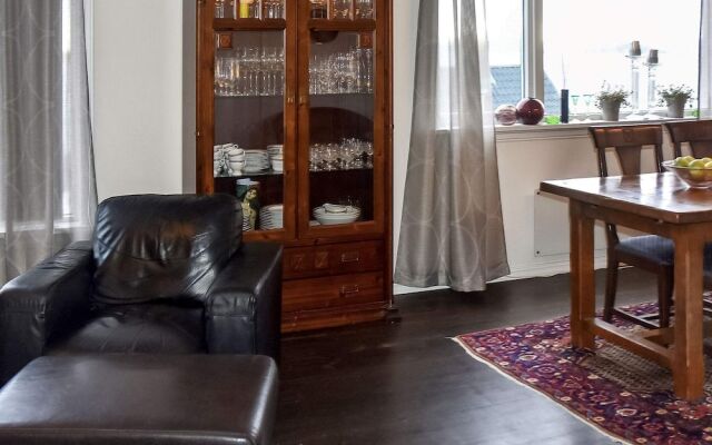 10 Person Holiday Home in Haramsøy